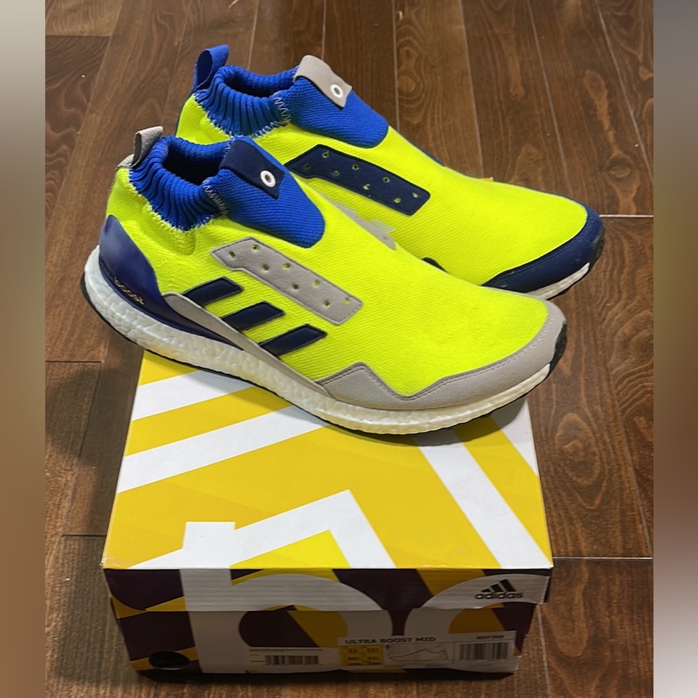 Adidas Ultra Boost Mid Contorsium
